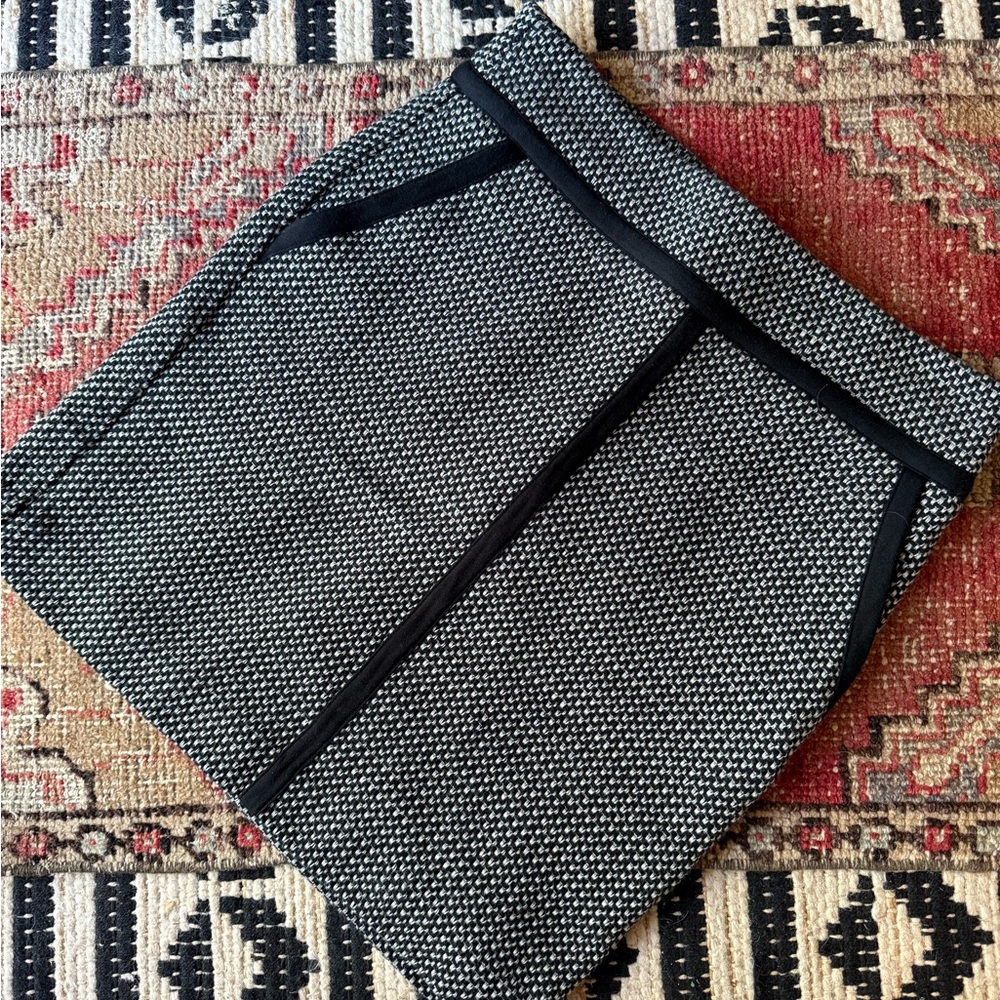 Stylish Black and White Textured Skirt